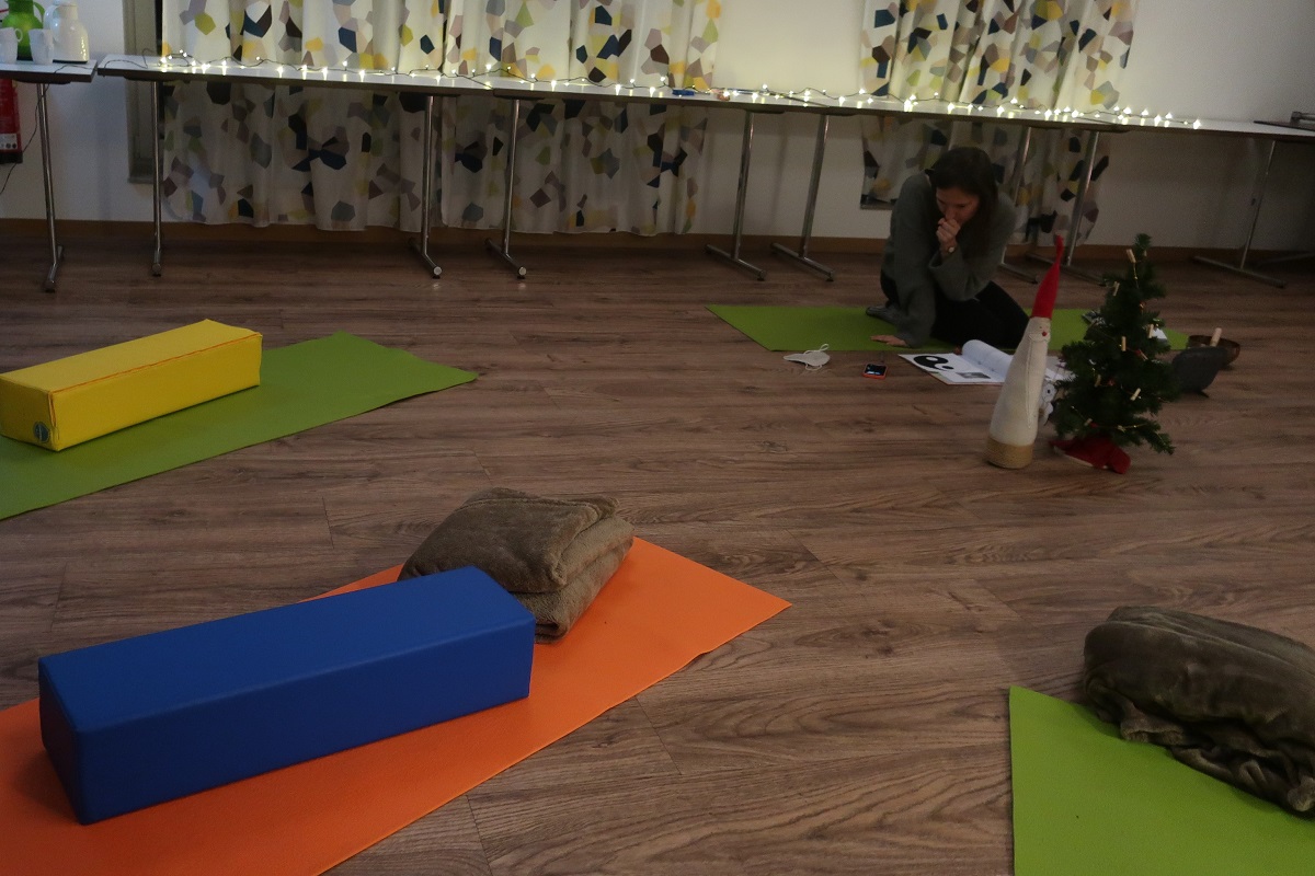 YinYoga1220225